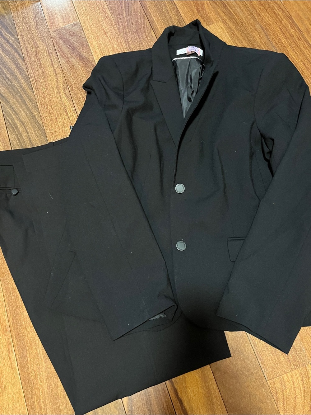 Women's Black Two-Piece Pantsuit – Tailored Blazer & Straight Pants